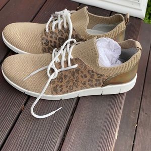 Johnston & Murphy size 8